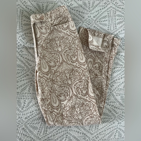 Floral print cigarette pant - Picture 4 of 5